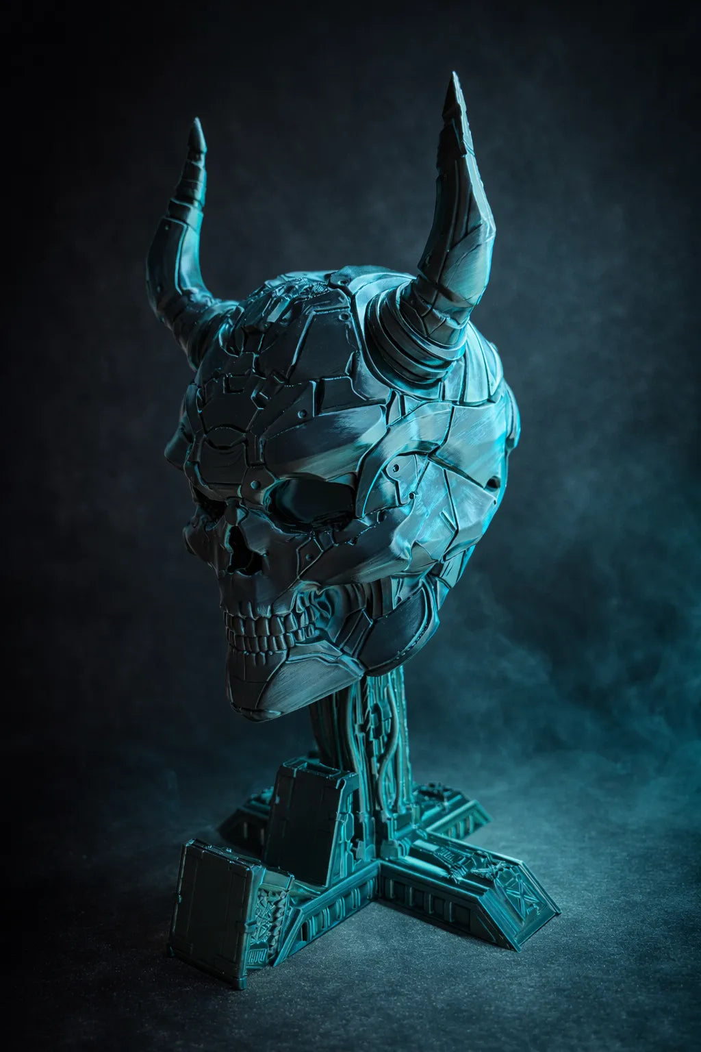 Cyber Skull Gaming Headset & Controller Stand